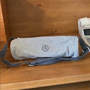 COPY - Pampered Chef Wine Bag.